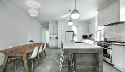 Kitchen Layout & Island Design